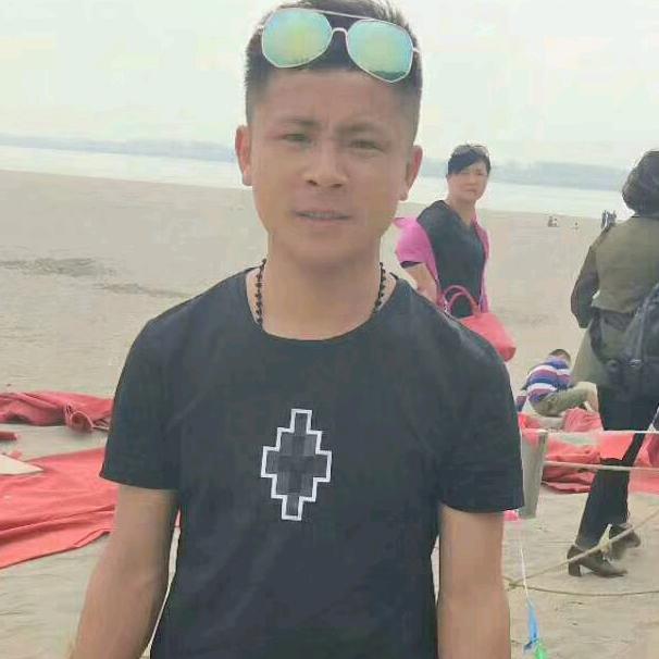 („ಡωಡ„)😍喜乐吴忧😎(ꐦÒ‸Ó
