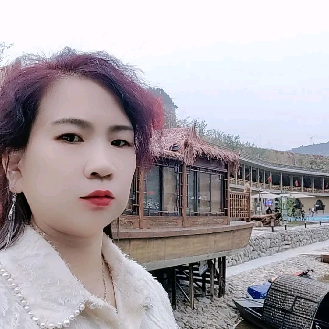 《~往事清零~》花琦漫智能穿戴