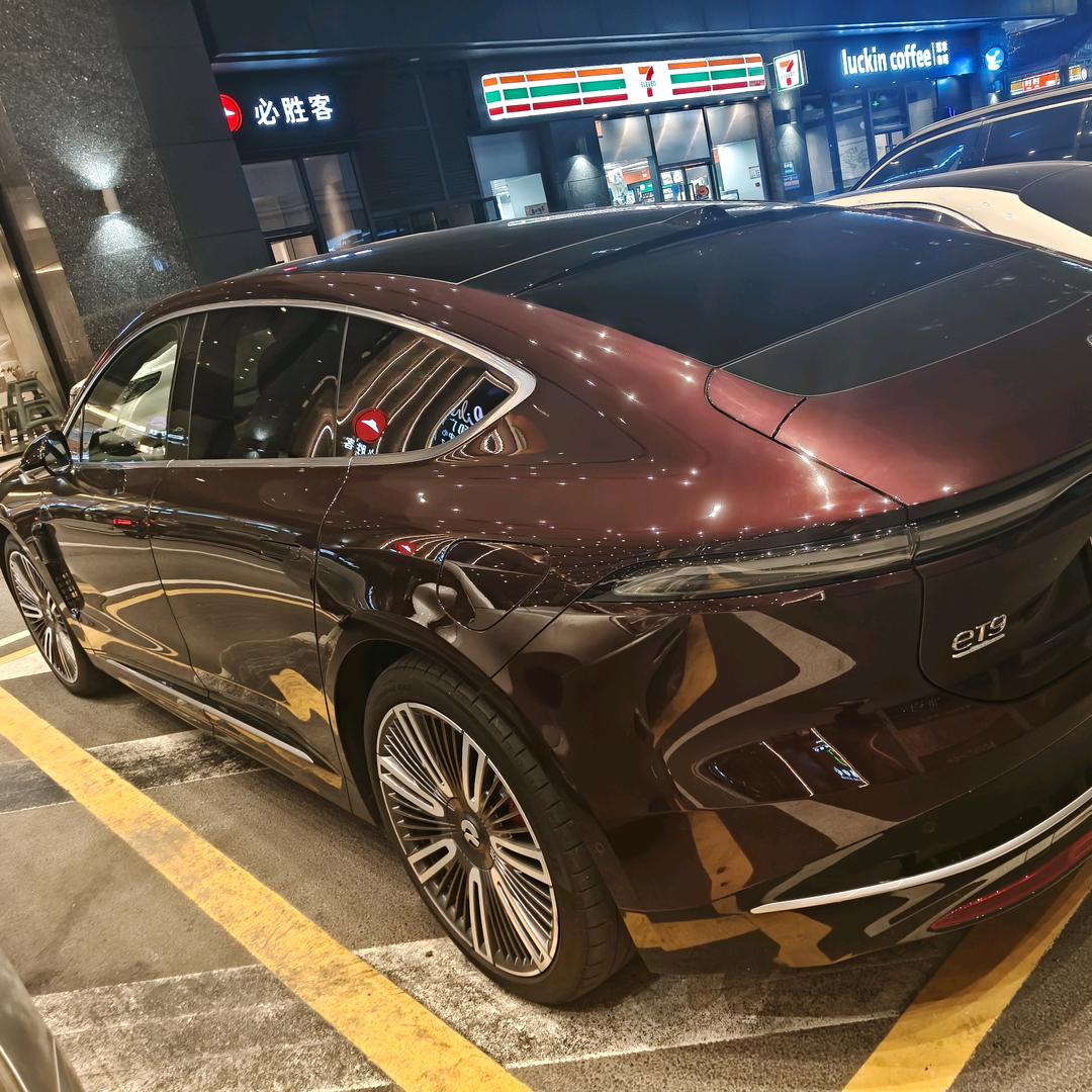 究极风暴霸王雷霆粉红战斗螺旋升天芭比兽