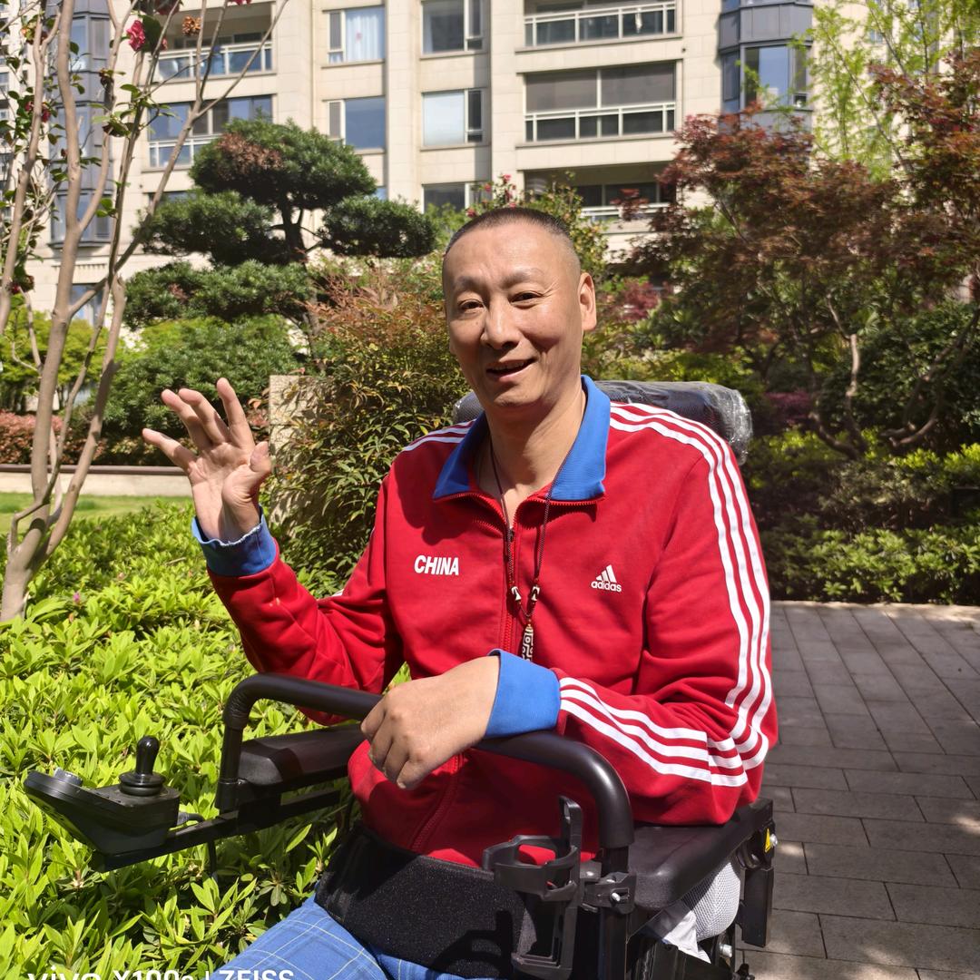 郑贺阳