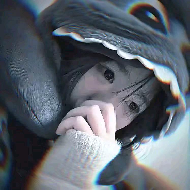 ^小忧郁^💢