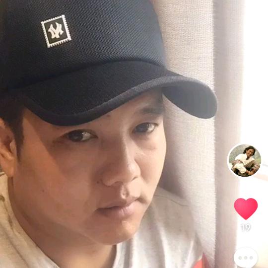 阿克向巴