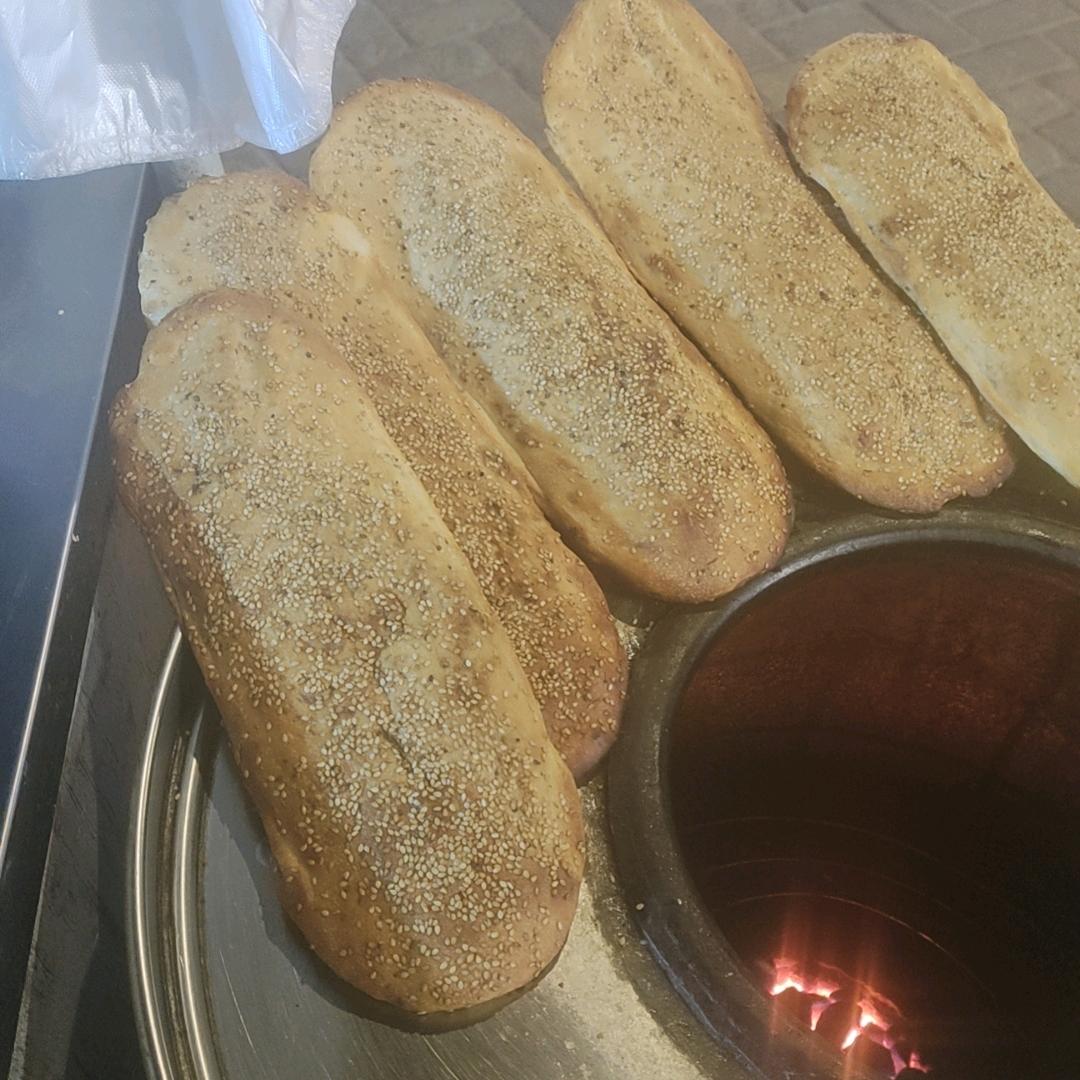 丑八怪特色烧饼