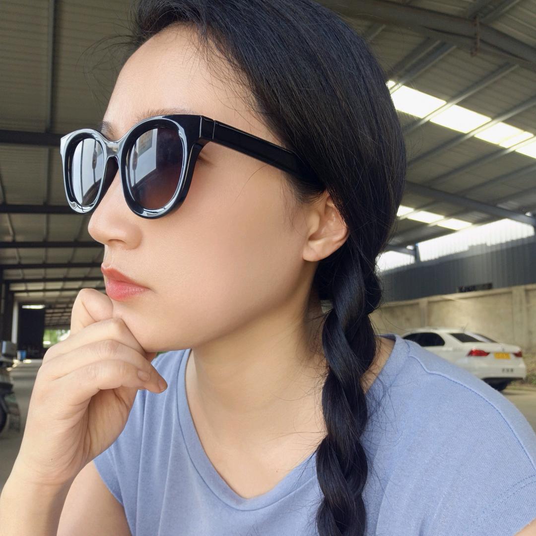 何一一