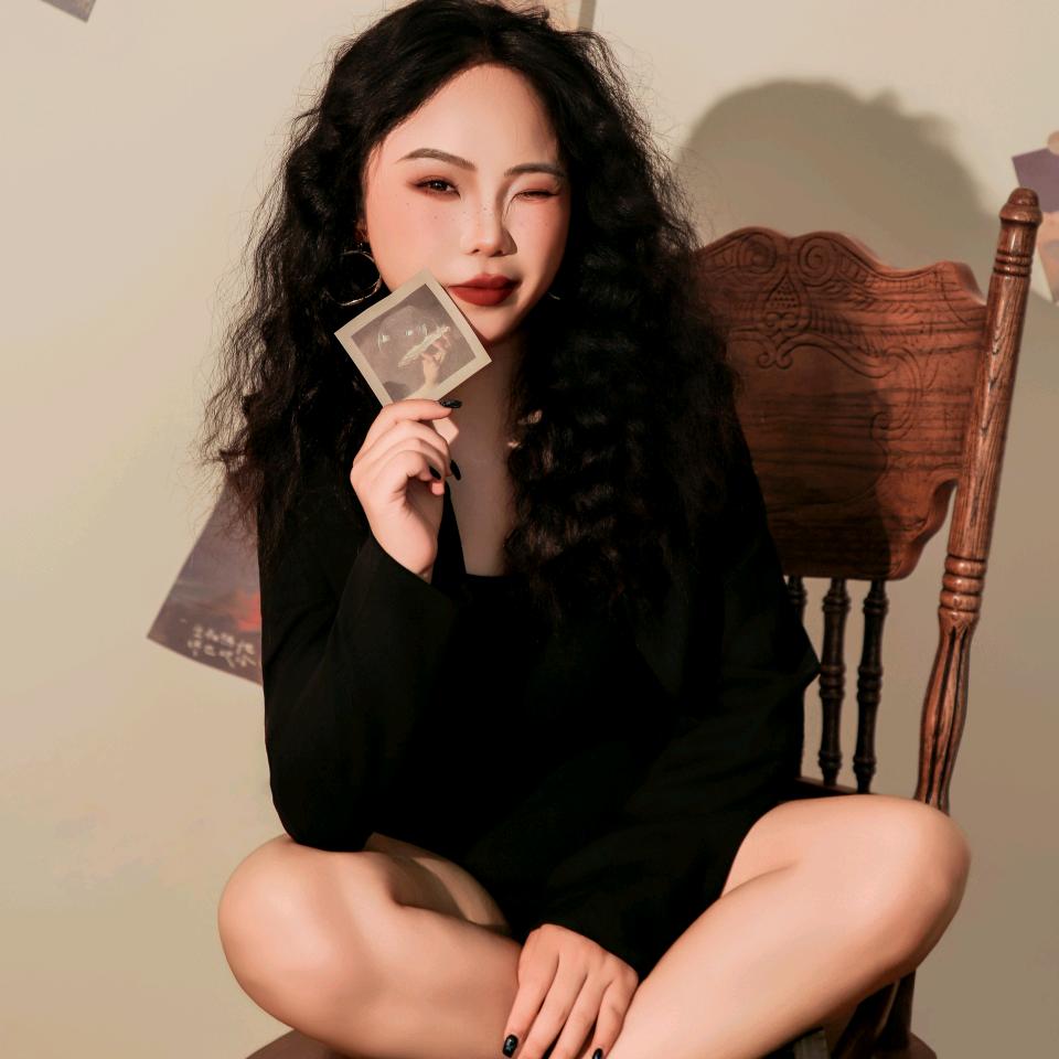 妍子