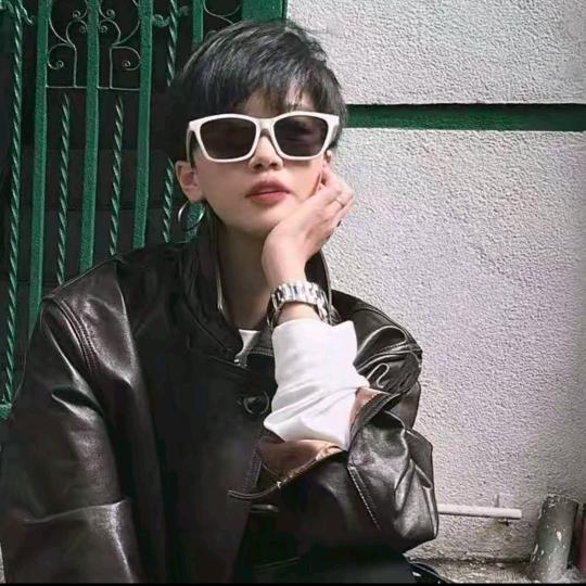 老贝Bay轻奢女装