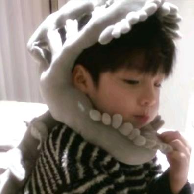 ╰────────╯