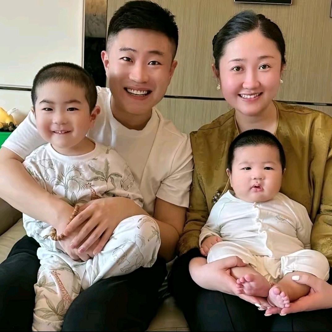 亮楠端端正正《带货号》