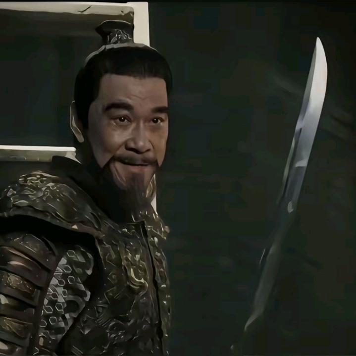 那棵树看起来不太高兴🌳
