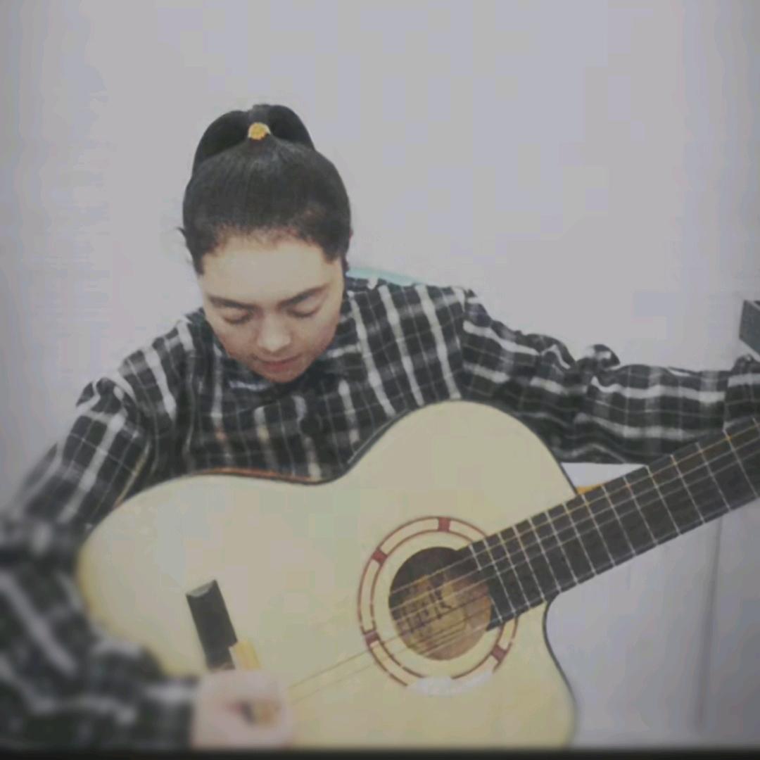 🎬阿依努尔📜