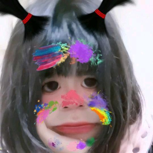 《W》