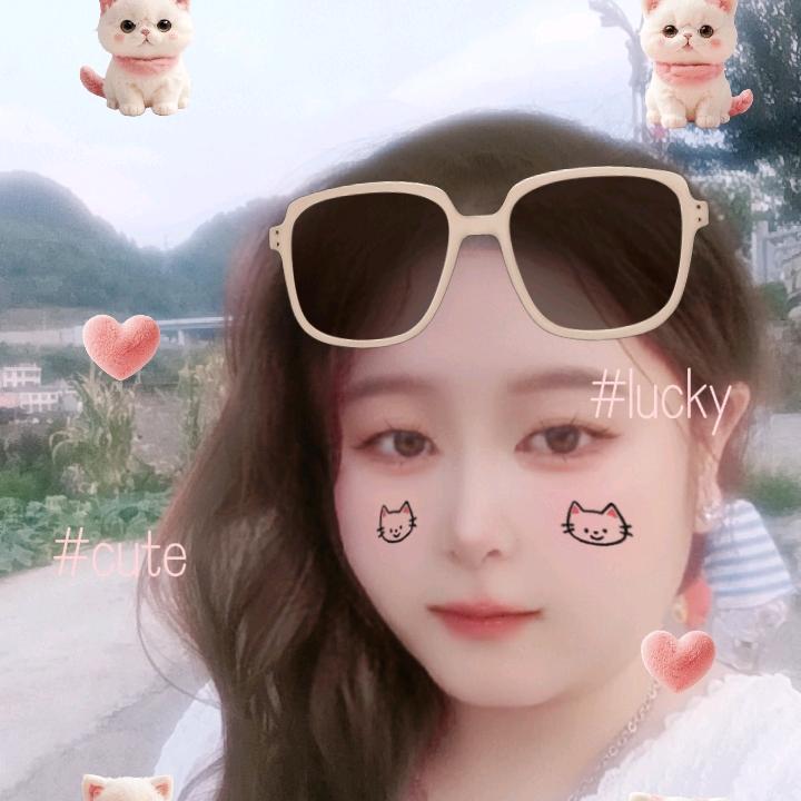 Yicheng03050321