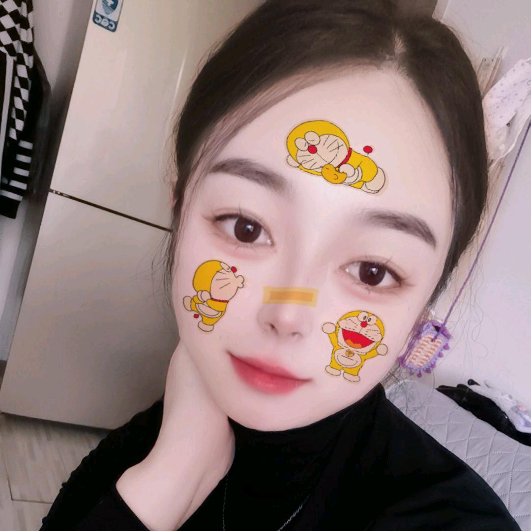 、扎起刘海依然美丽