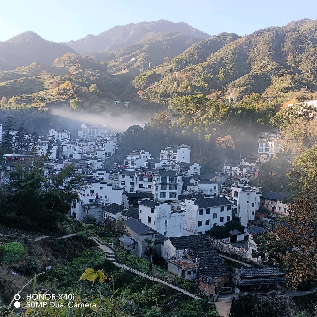 婺源篁岭暖心居名宿