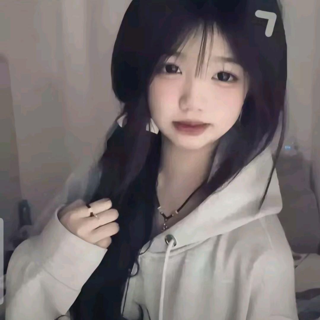初稚.