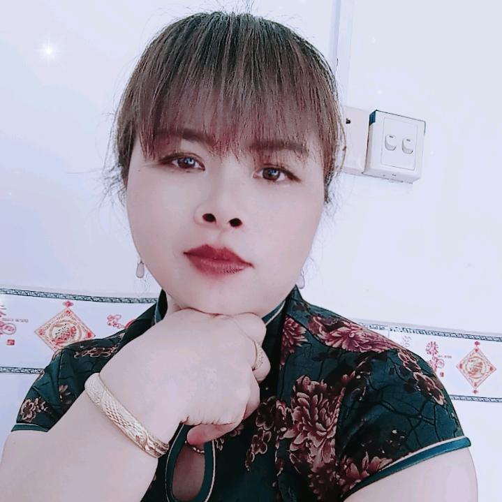 阳光女人👩🏻🍎🍎❤️❤️❤️🌹