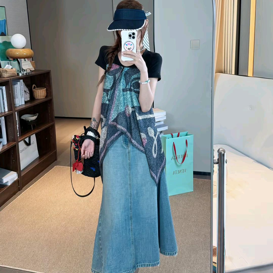 漂亮美女的衣橱