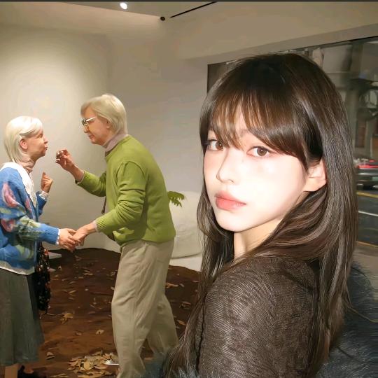 小妍是近视眼头像