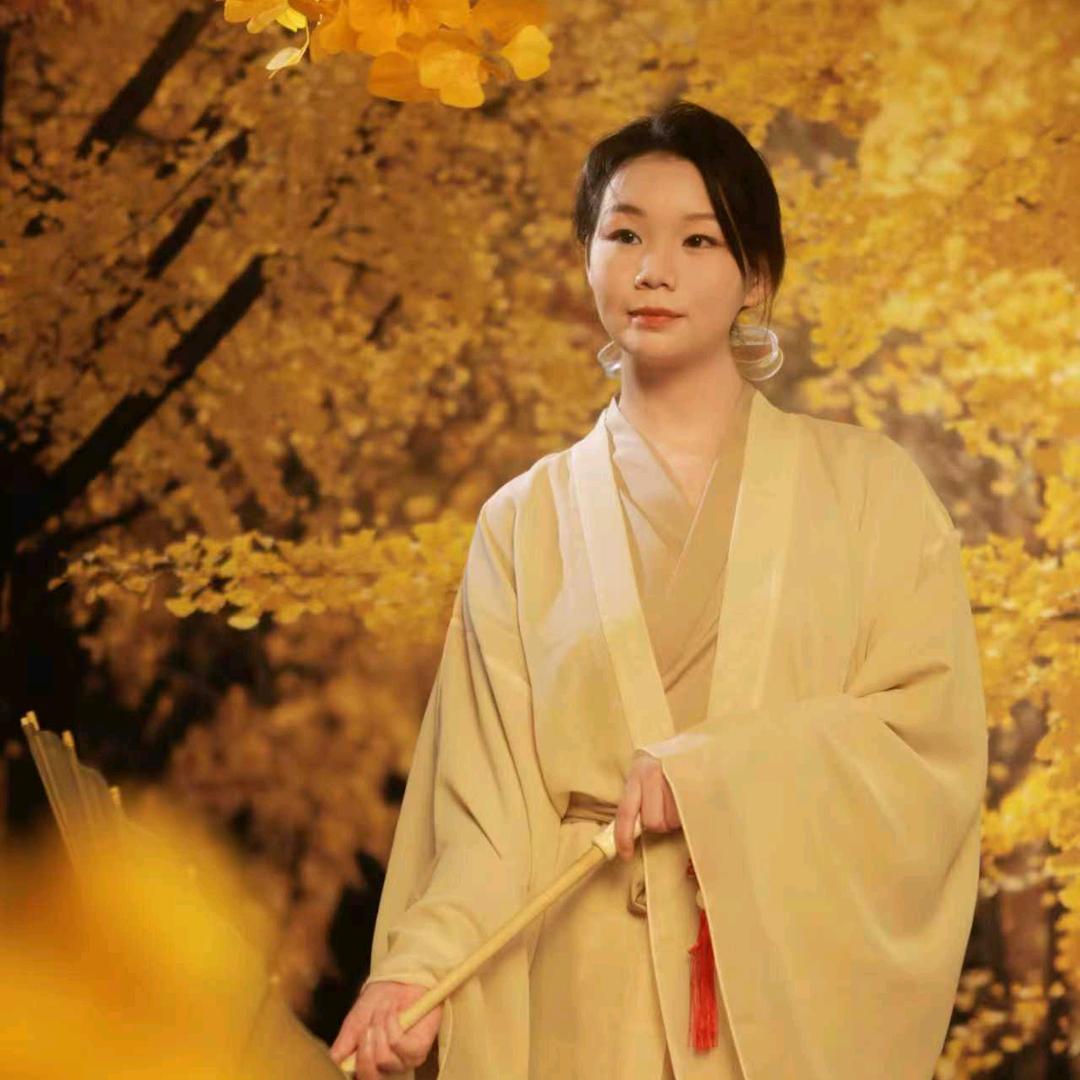 小君君