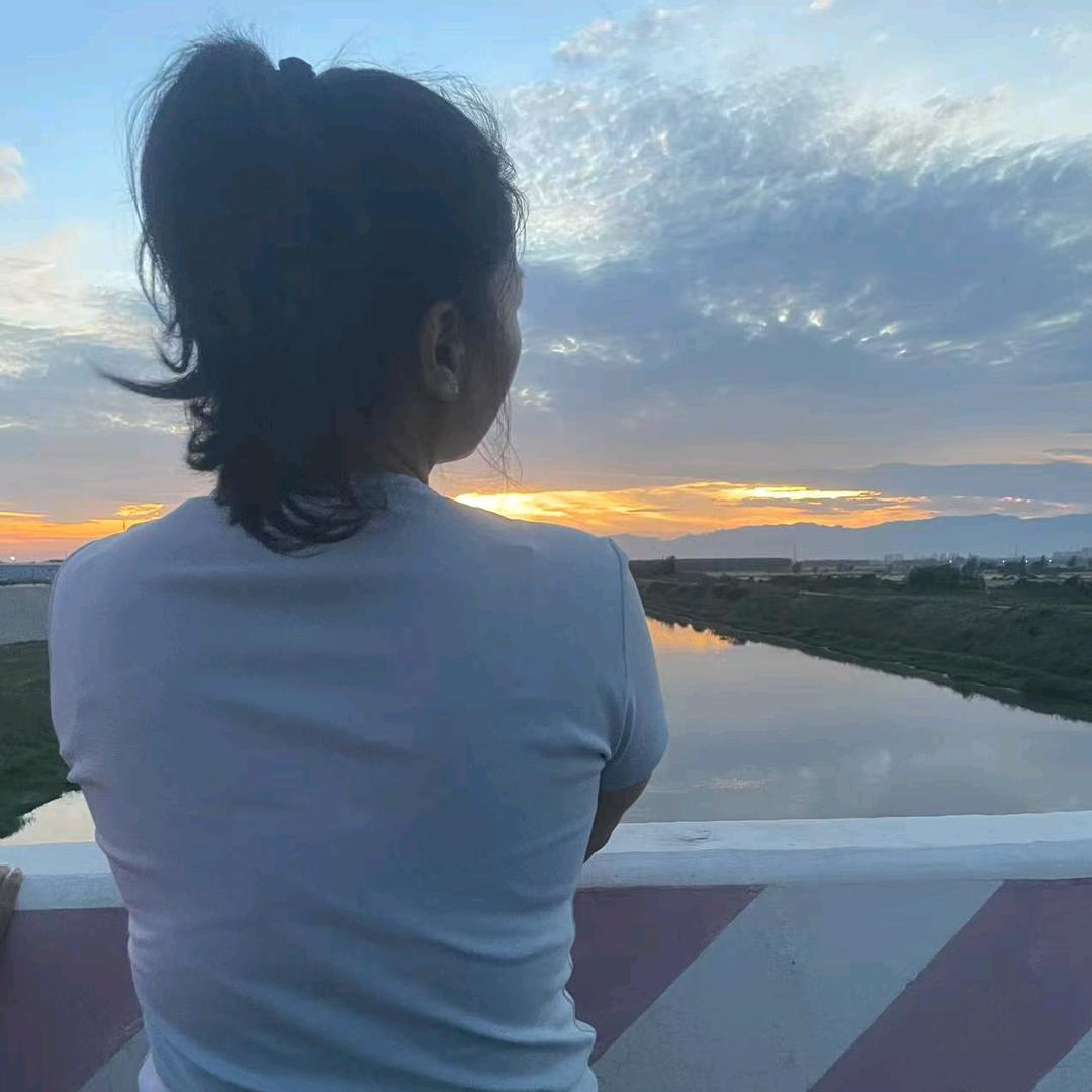 🔅我是香香呀 ͜ ໑