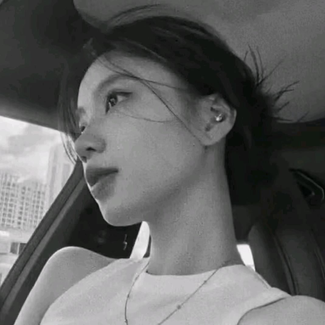 𝑱𝒖𝒍𝒚✨
