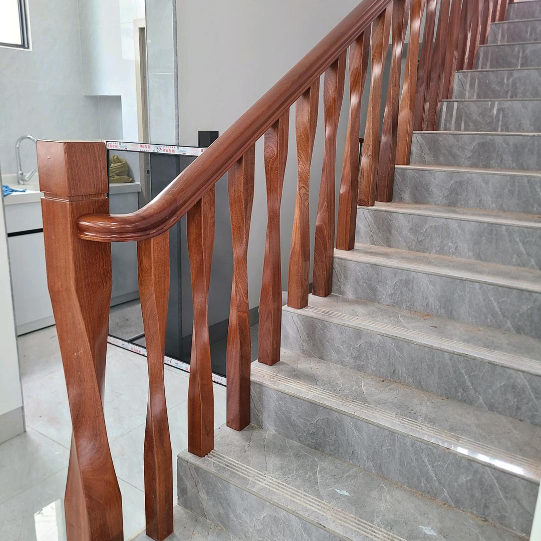 来宾老韦木楼梯扶手