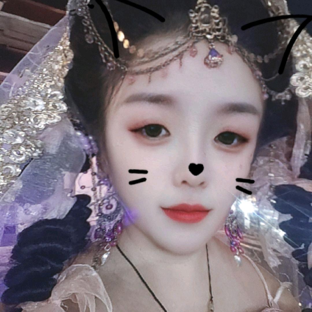 抱月亮看星⭐河