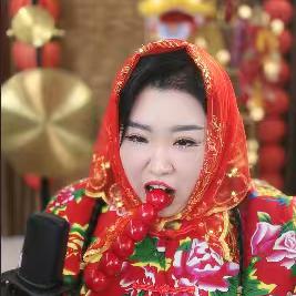 大靖靖（老舅母）