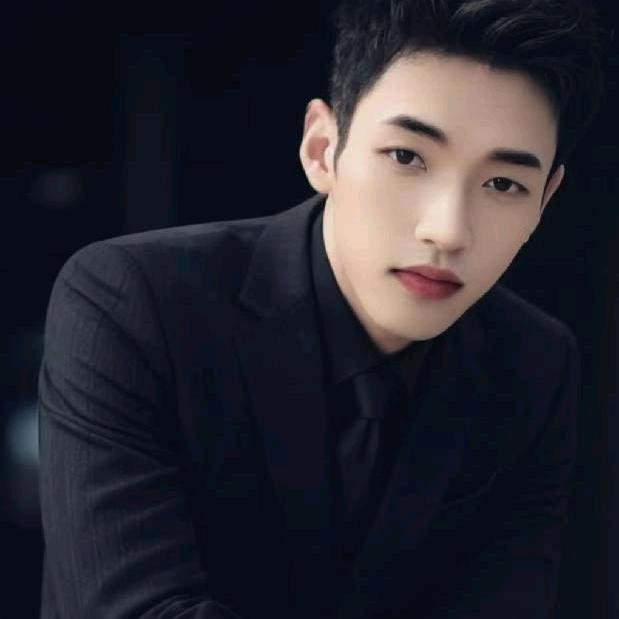 我有小虎牙咬你 🤪