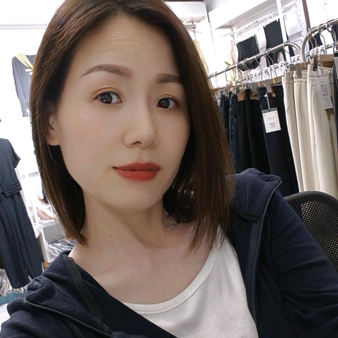 临颍县人民市场理想服饰