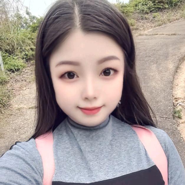 贺依依