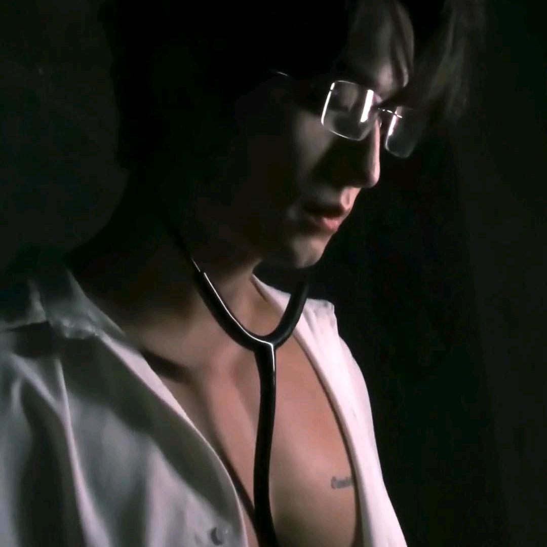 冷•᷄ࡇ•᷅颜