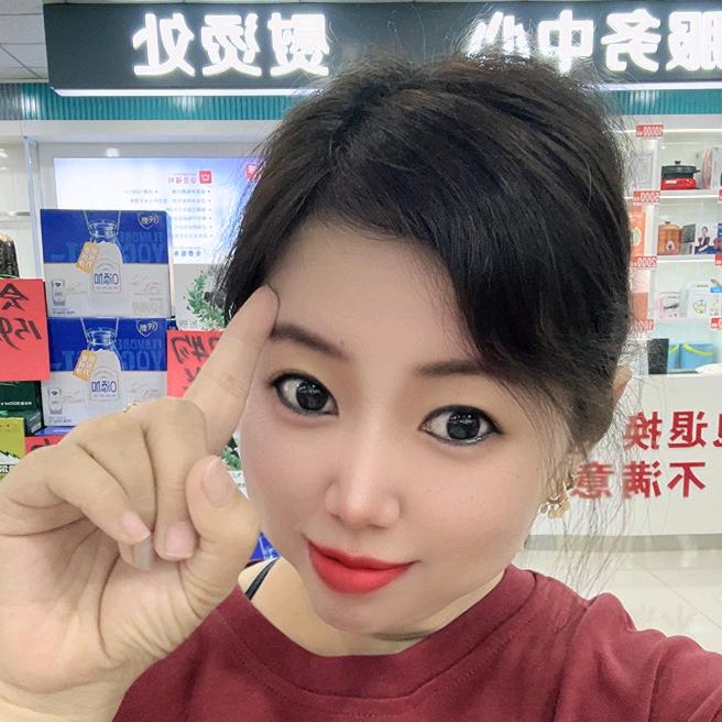 鹤鹤橱窗