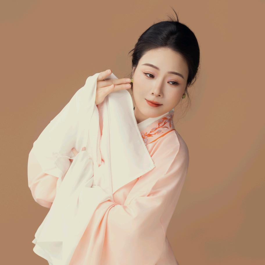 李艺馨