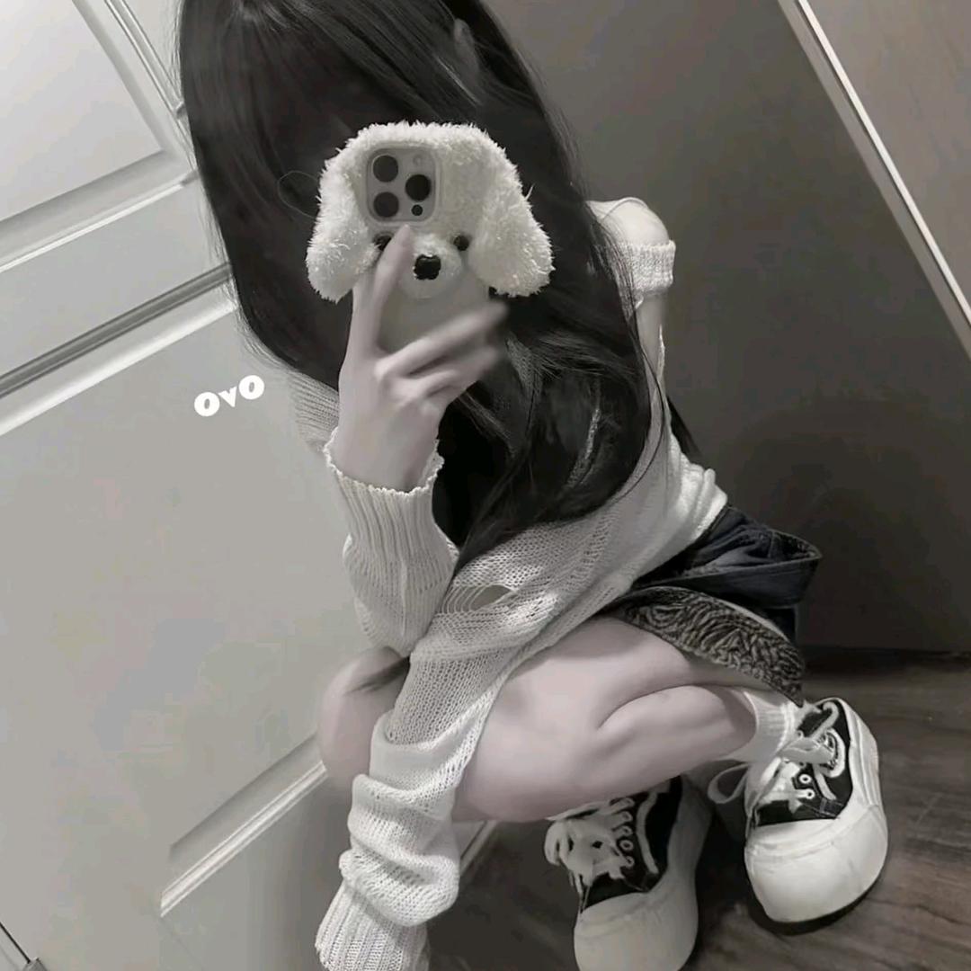 离屿.头像
