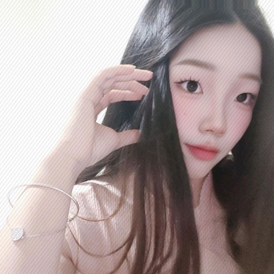 糕冷小菲