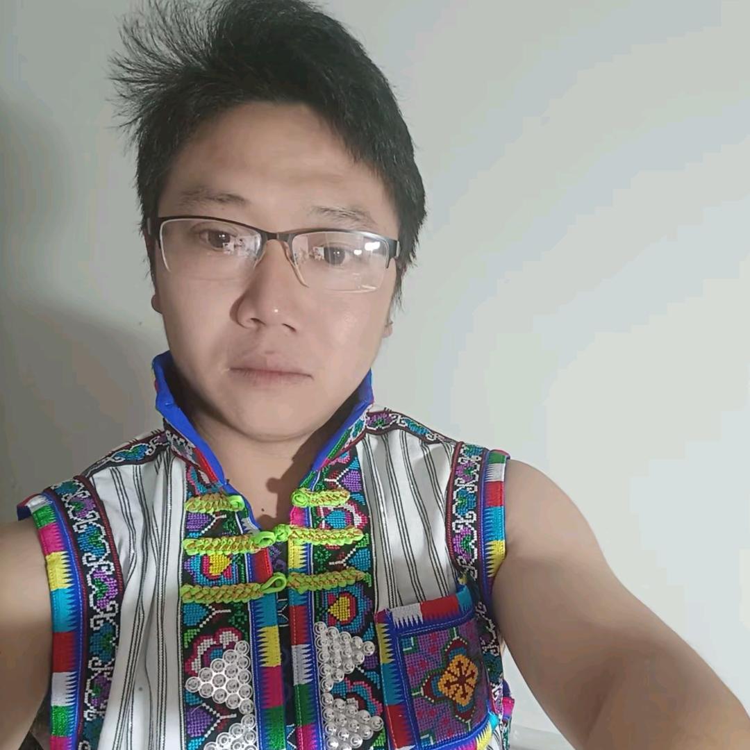 (●帽子哥●)