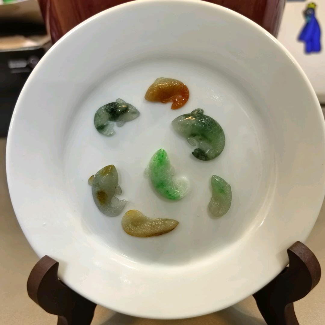 专掐哑巴大腿