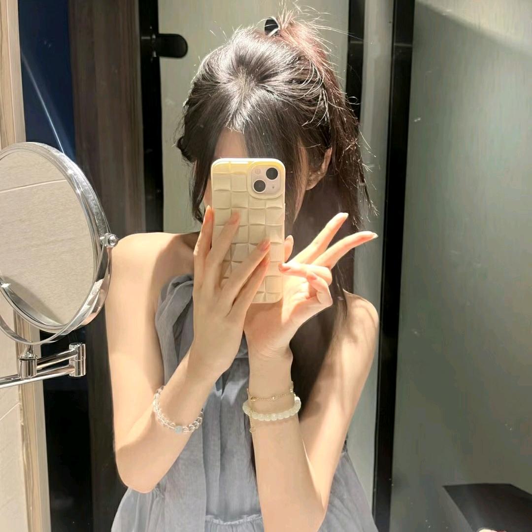 30452339208