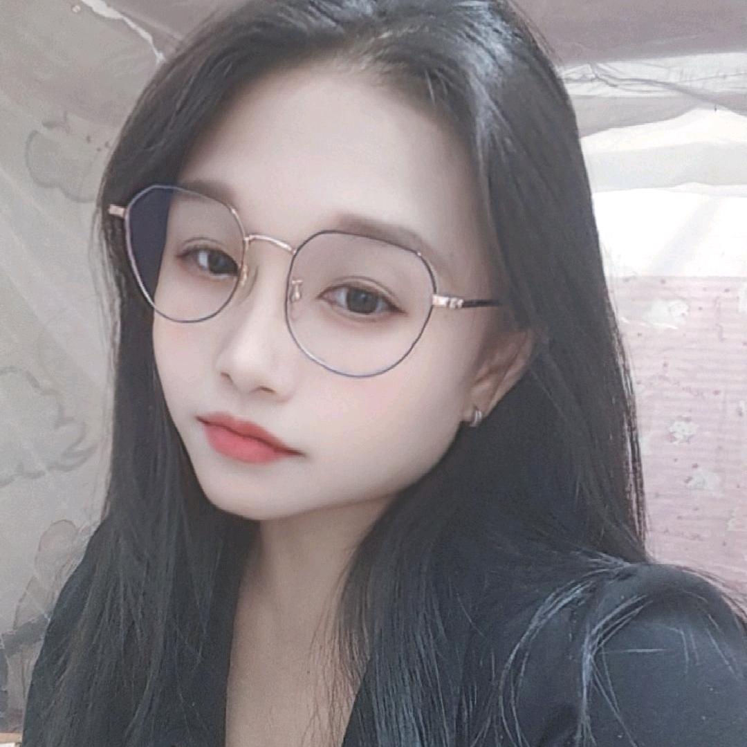 @黄家大小姐💞