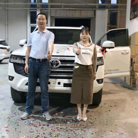 酷路泽霸道进口新车小袁 袁利红