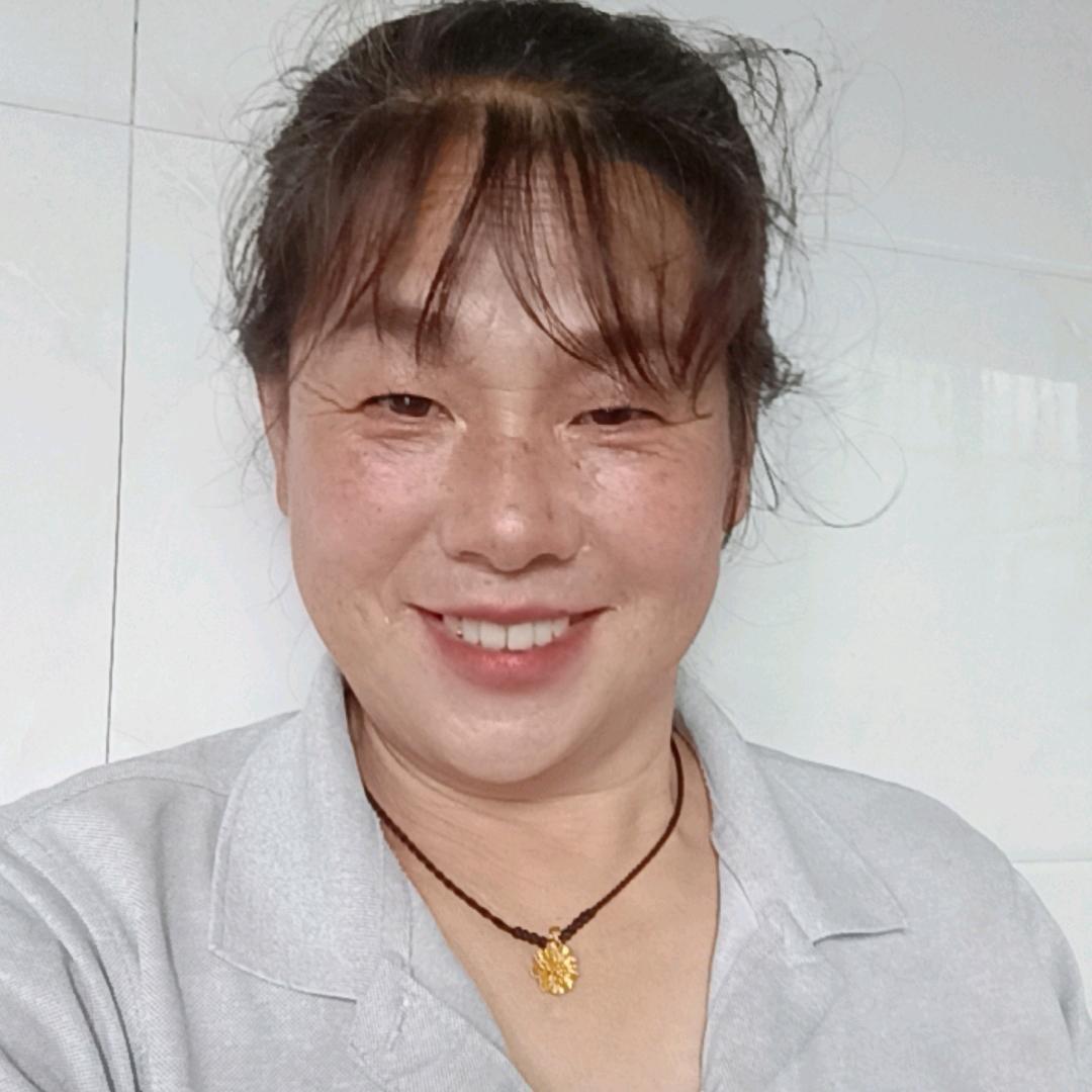 冯小群