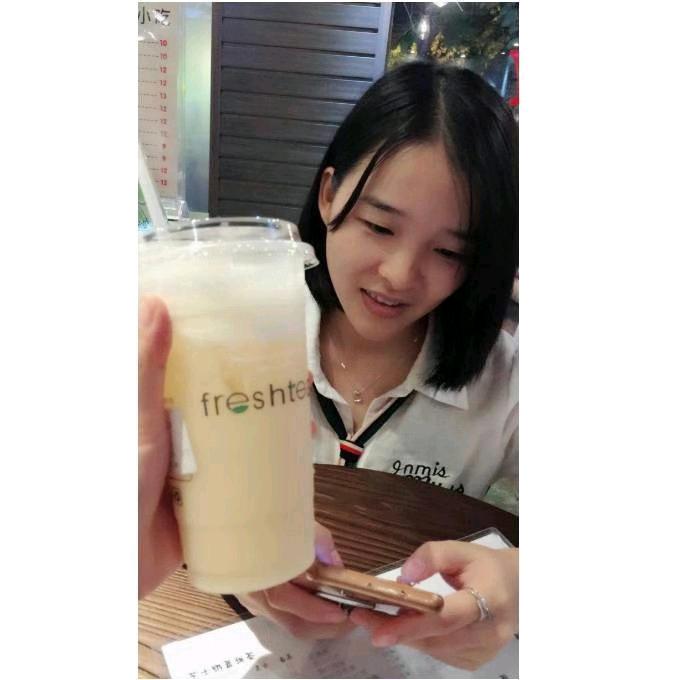 张小静