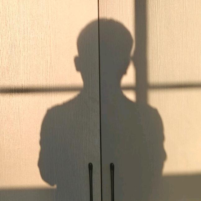 张三
