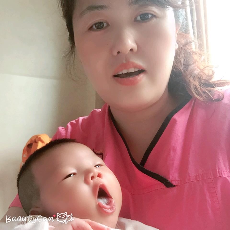 金牌月嫂母婴护理师