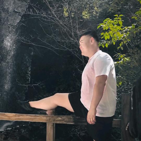 阿德的 朋友圈