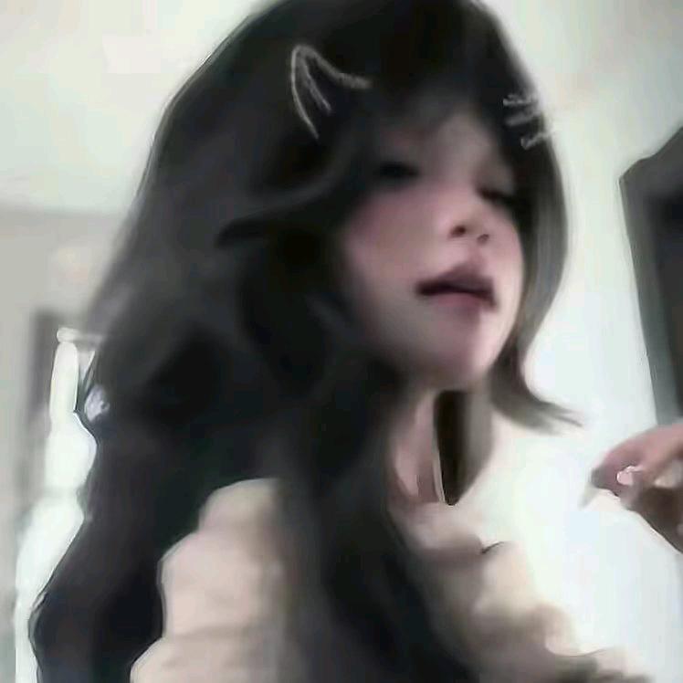 ℳᥫᩣ愛调零头像