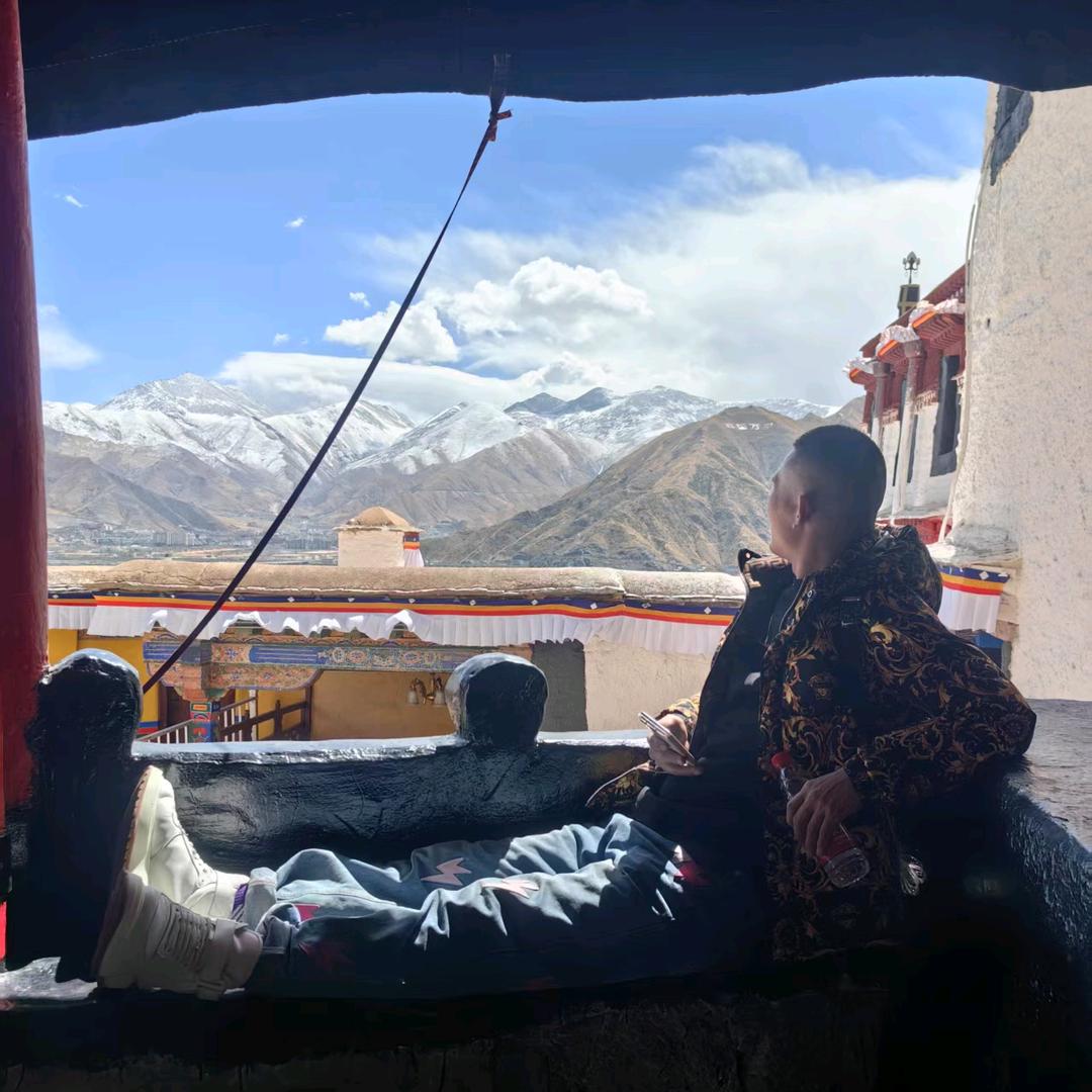 张家口小伙在中东