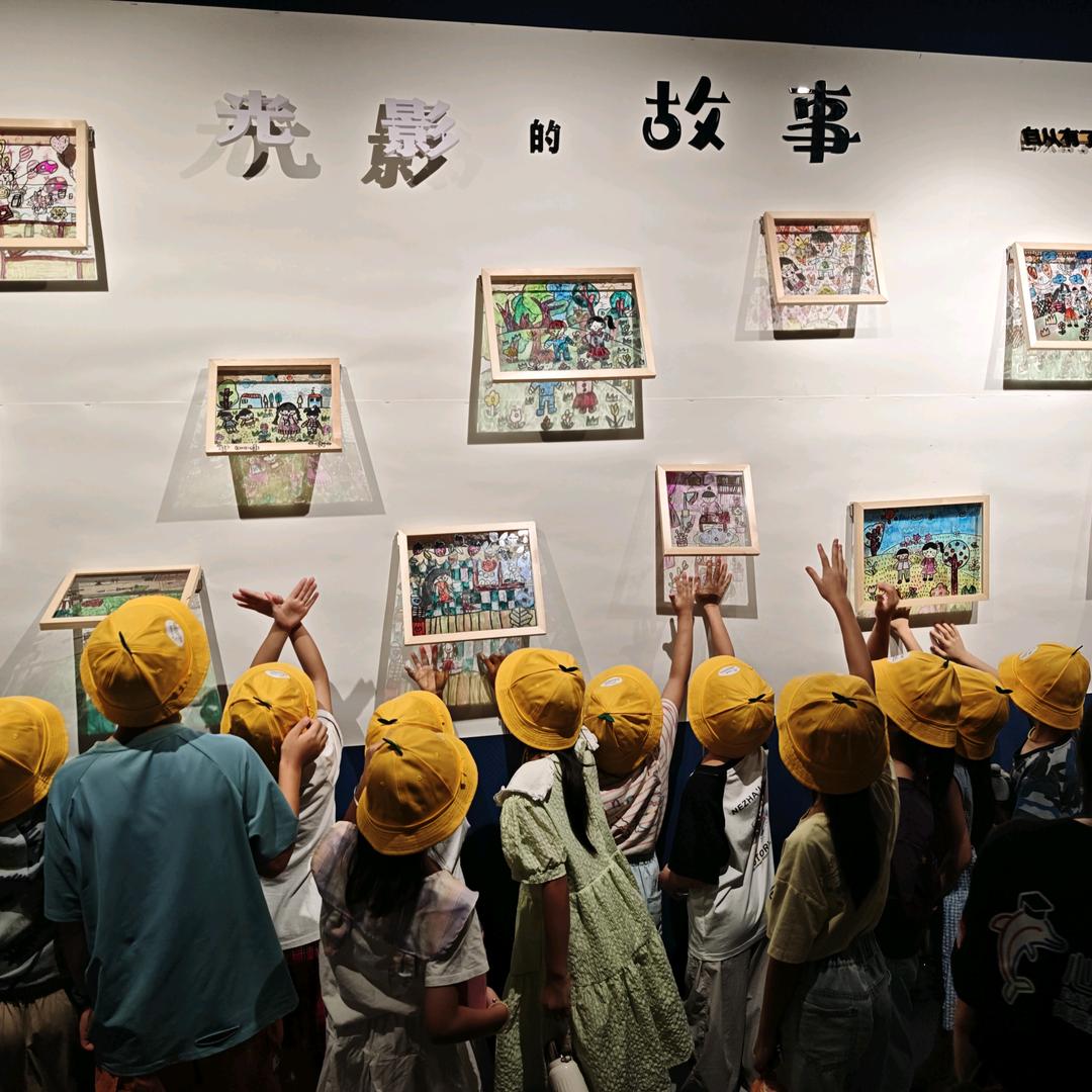 陪娃长大的曾老师