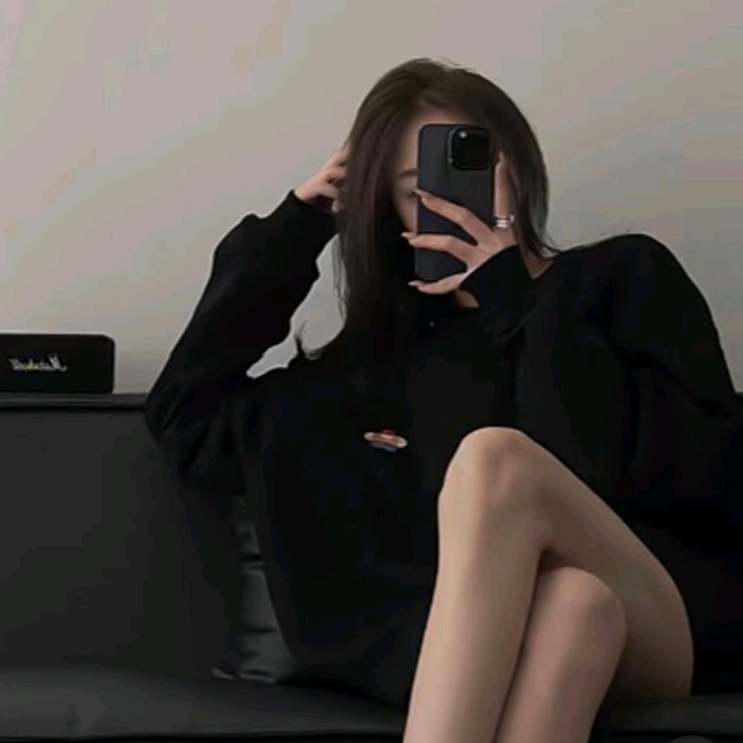 A _茜 茜  💋